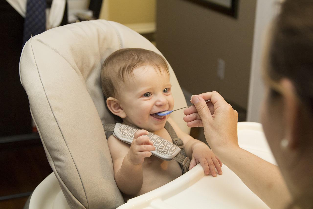 Baby eating food